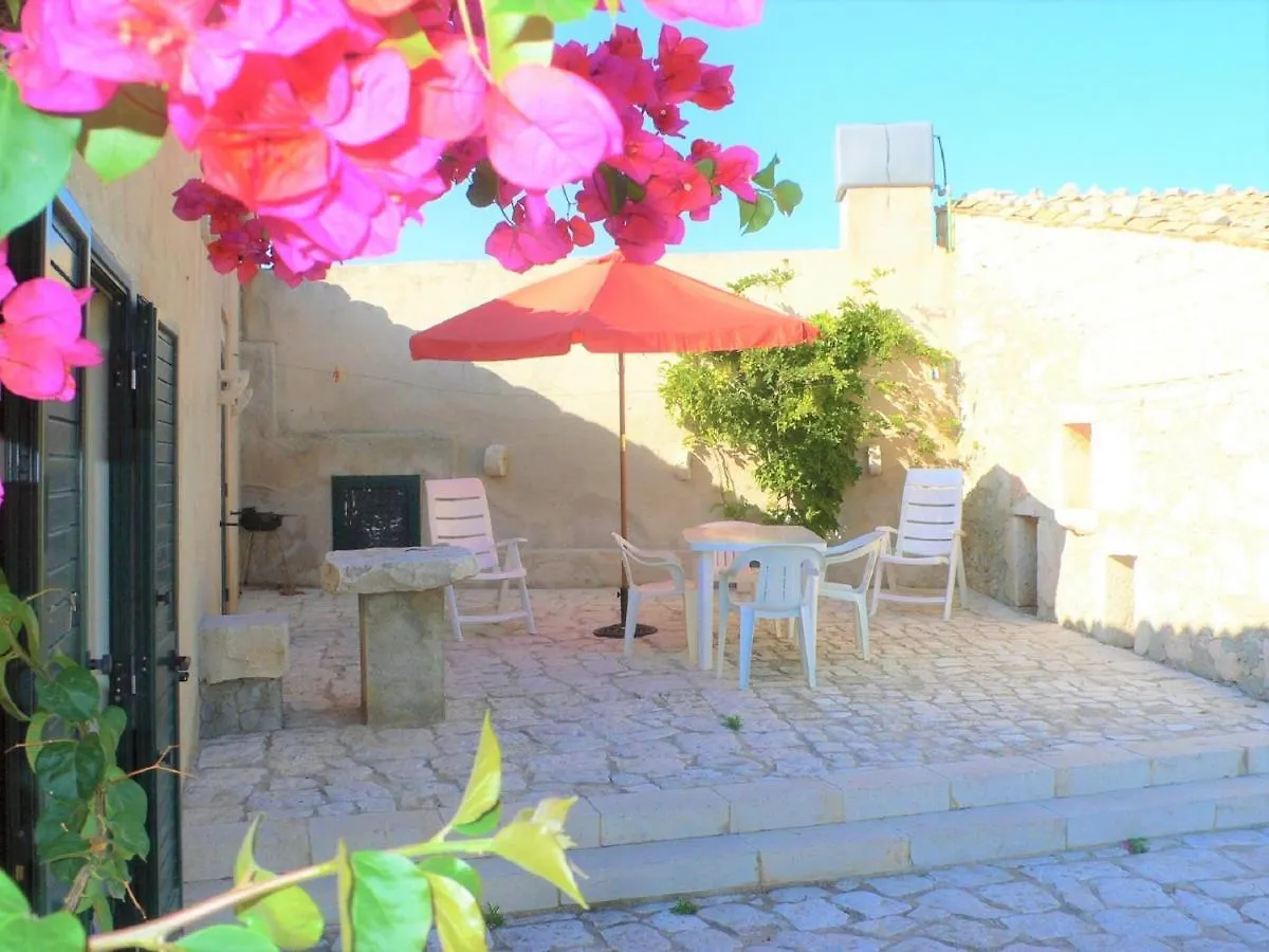 Podere Fontana Nuova Apartment Ragusa